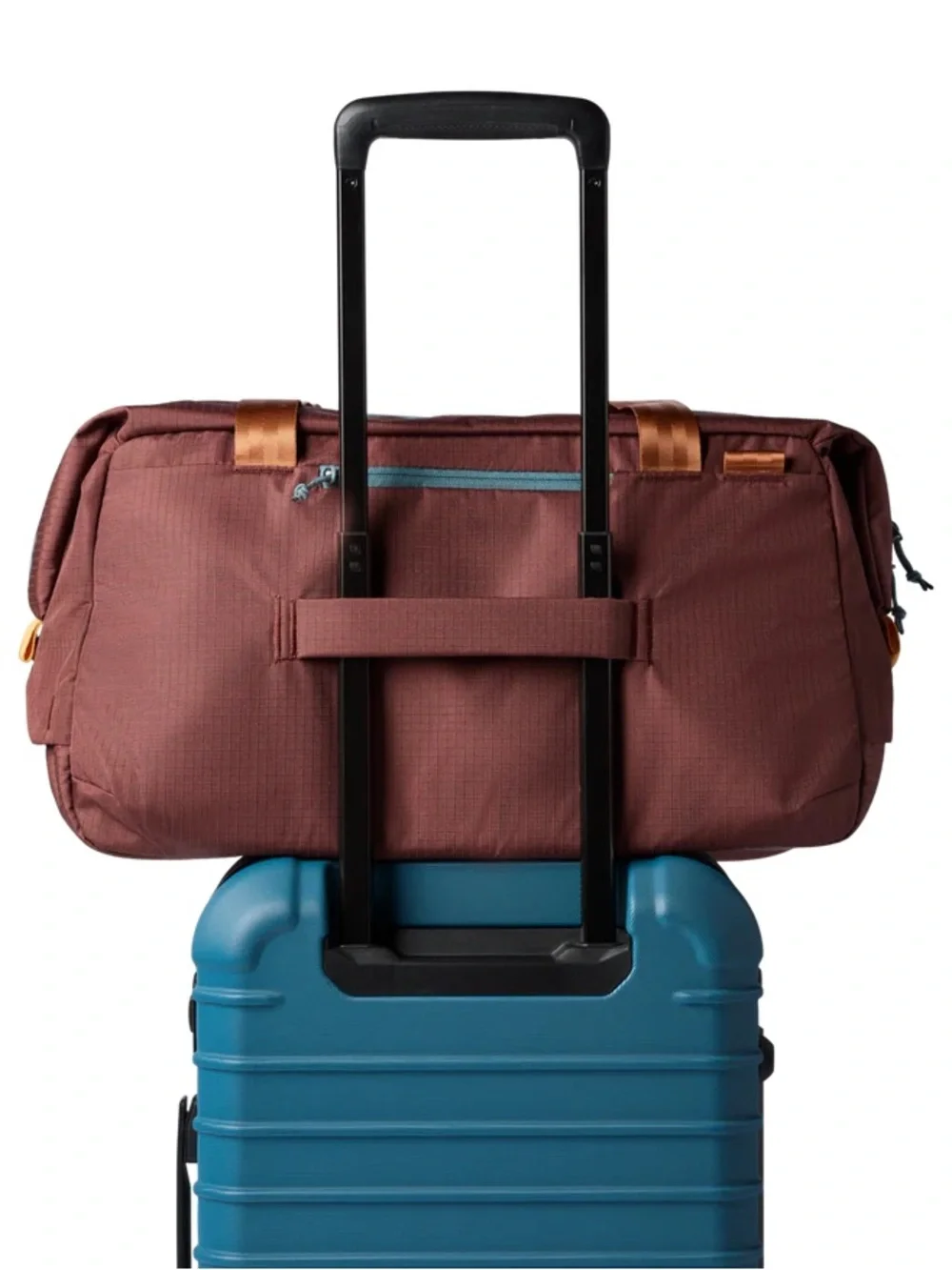 EUC cotopaxi Viaje 35L Travel Duffel Bag in Sepia with Removable Strap